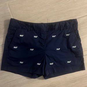 Vineyards vines day boat whale blue khaki shorts Sz 2